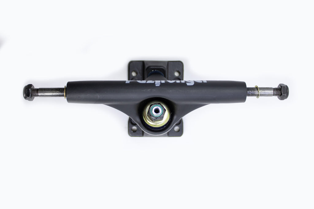 TRUCK STRONGER PRETO - 149MM