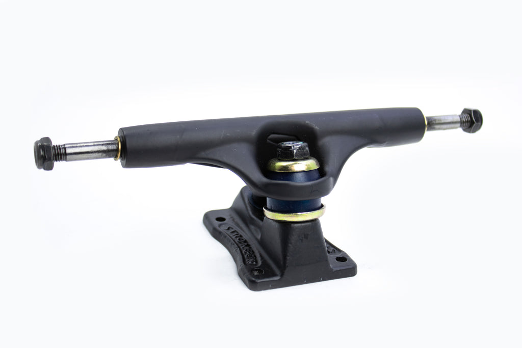TRUCK STRONGER PRETO - 149MM