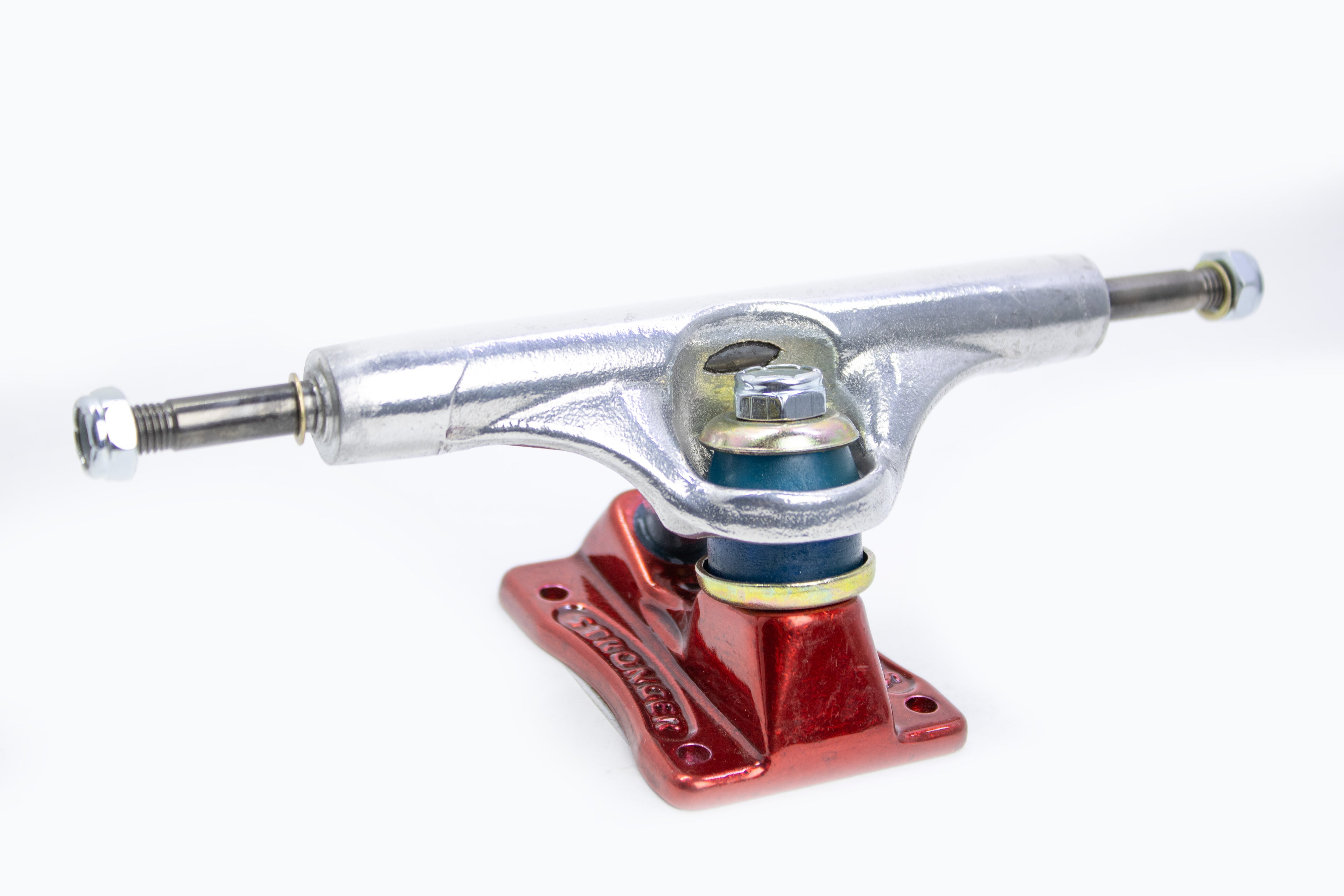 TRUCK STRONGER SKATE POLIDO C/ BASE VERMELHA - 149MM