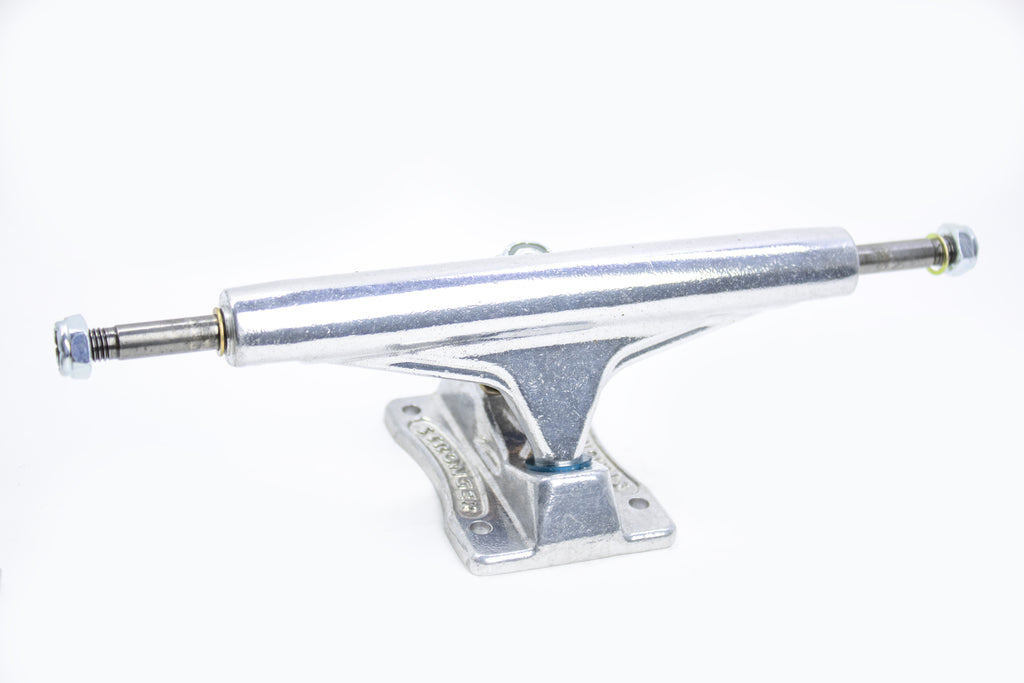 TRUCK STRONGER SKATE POLIDO - 159MM