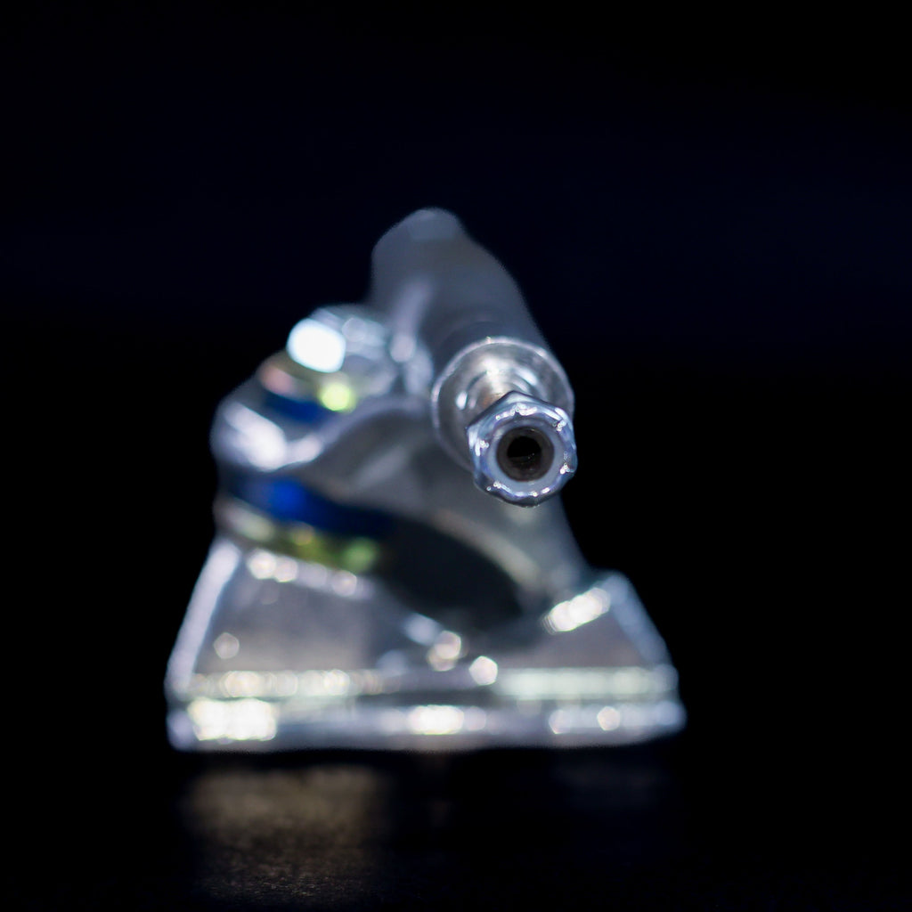 STRONGER TRUCKS POLISHED HOLLOW AXLE + FREE CAP